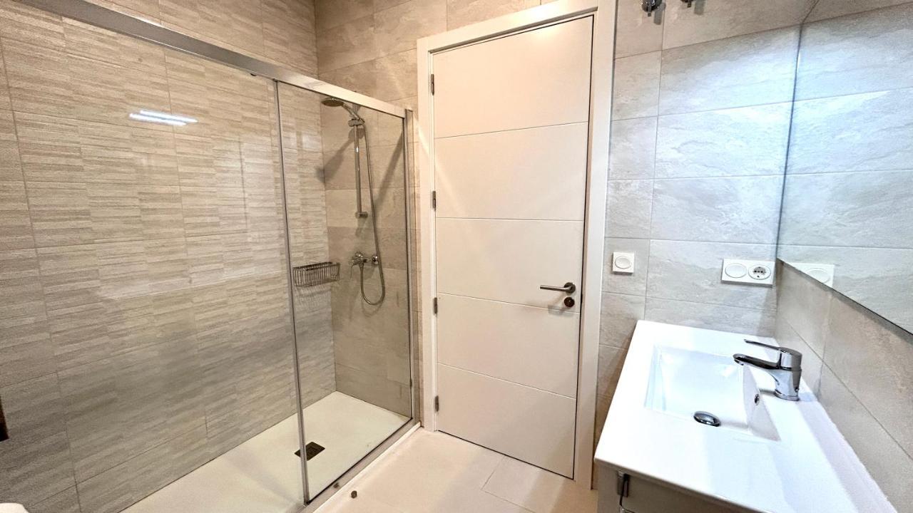 Larramendi City Center San Sebastian Ngoại thất bức ảnh